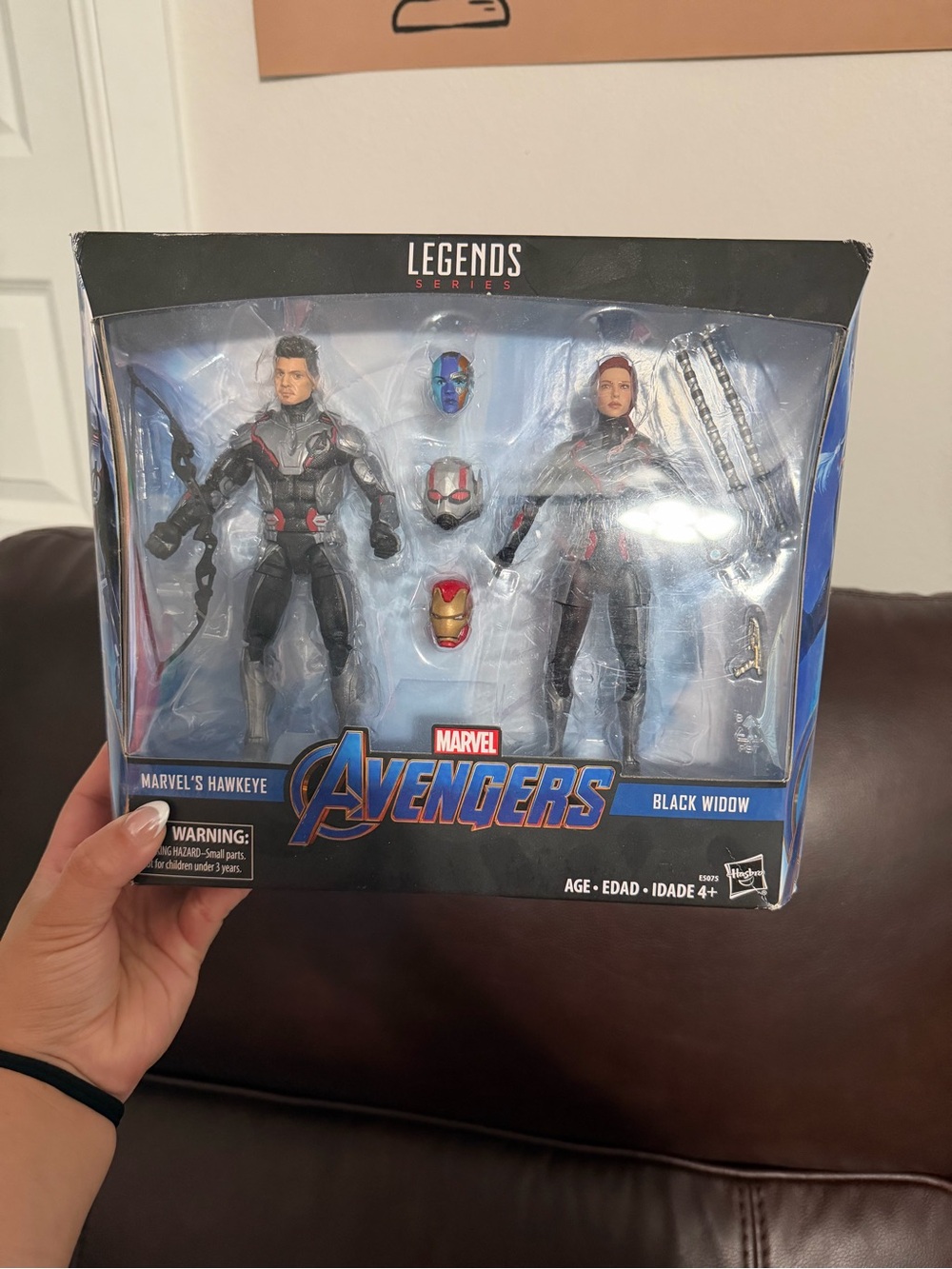 Marvel Legends Avengers Hawkeye & Black Widow Two-Pack - Black, Red, Blue
